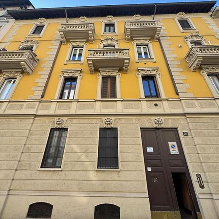 Perugino 20 Milão Exterior foto
